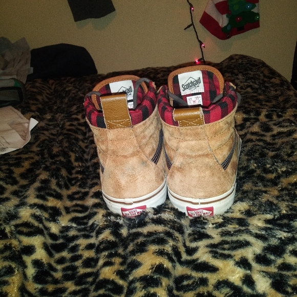 *Limited Edition LumberJack Vans* (Mens size 8) - Picture 3 of 7